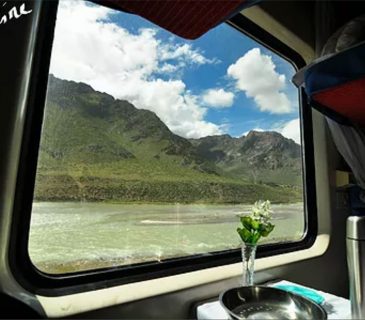 tibet-12-days-16-365x320